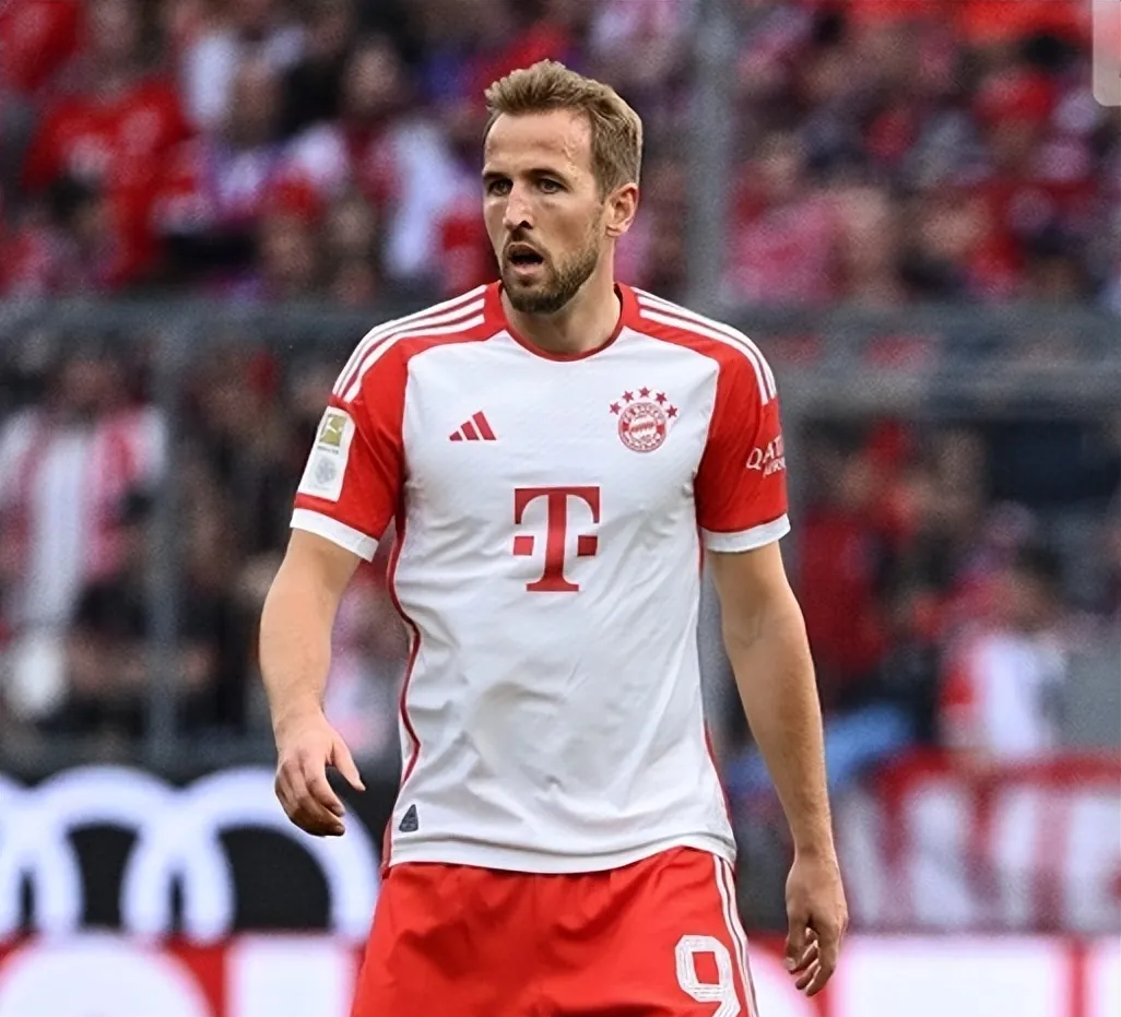 关于拜仁慕尼黑客场平局,领先优势受挑战的信息 关于拜仁慕尼黑客场平局,领先优势受挑战的信息