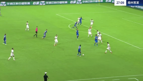 爱游戏官网-苏宁客场大胜申花，保持不败战绩