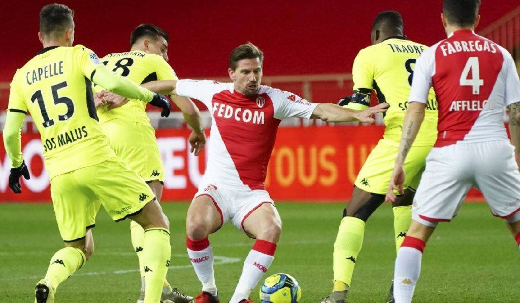 里昂客场不敌南特,遭遇失利的简单介绍 里昂客场不敌南特,遭遇失利的简单介绍