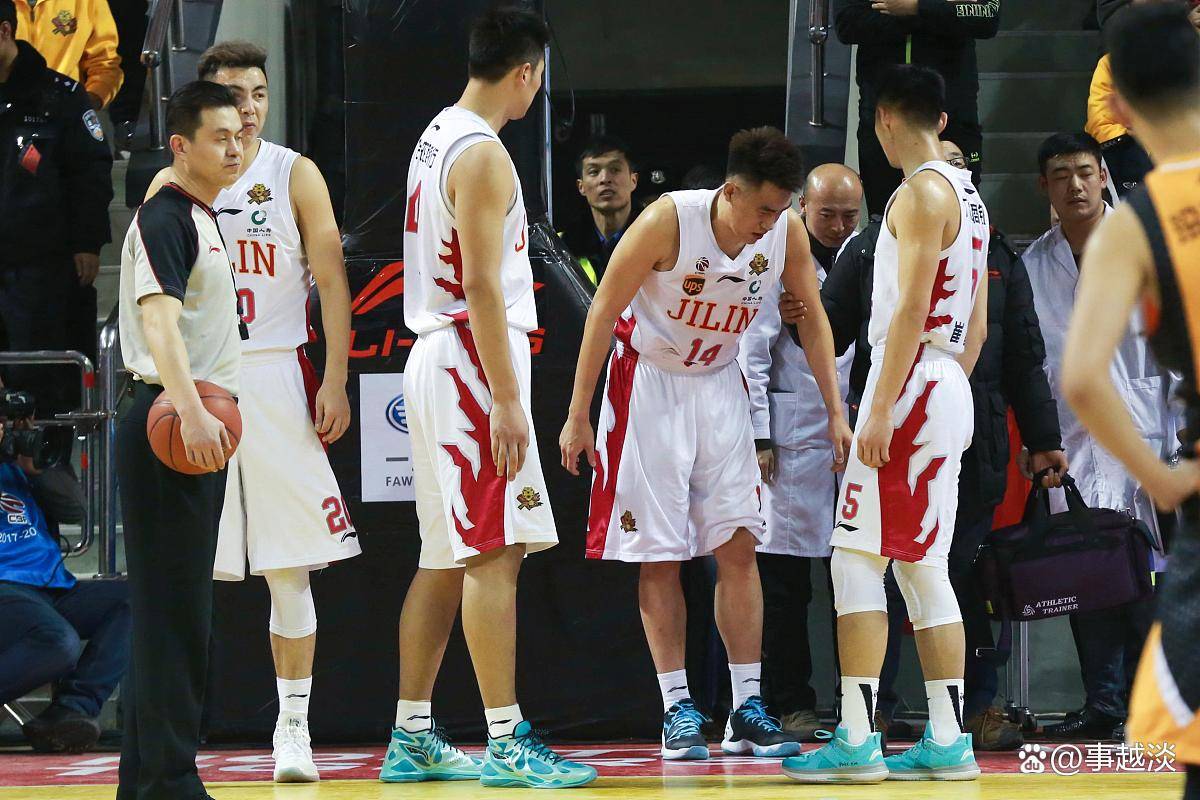 福建队横扫深圳队,胡金秋带队取胜 福建队横扫深圳队,胡金秋带队取胜