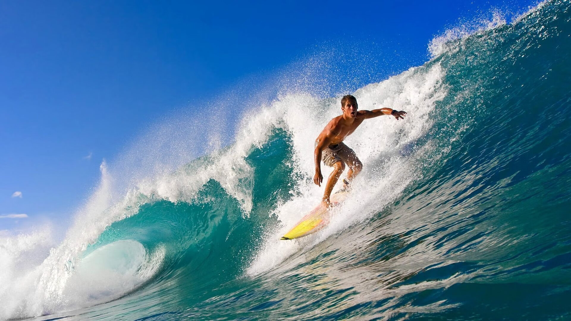 跨越太平洋的篮网风暴，拉文关键节点连斩，布鲁克林击溃上海队